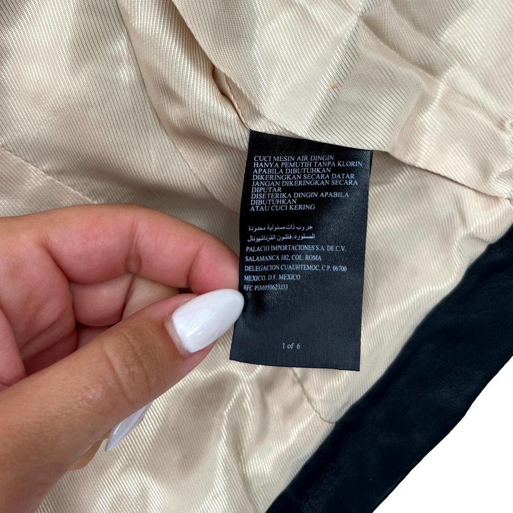 Bebe Cropped DB Contrast Twill & Vegan Leather Jacket Size Extra Small NWT - Picture 2 of 8